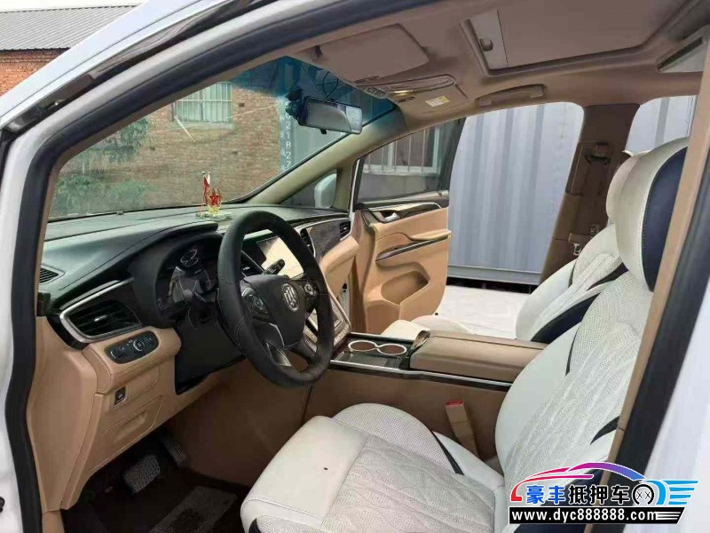 19年别克GL8轿车抵押车出售