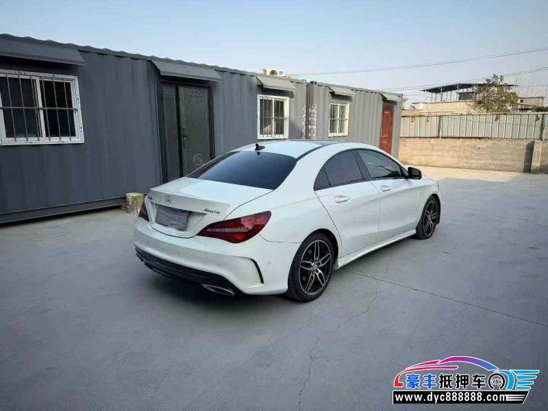 17年奔驰CLA轿车抵押车出售