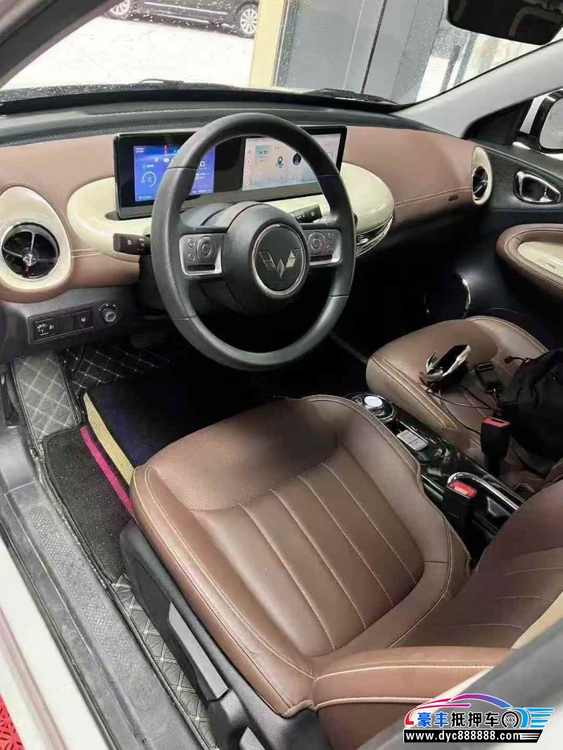 23年五菱缤果轿车抵押车出售