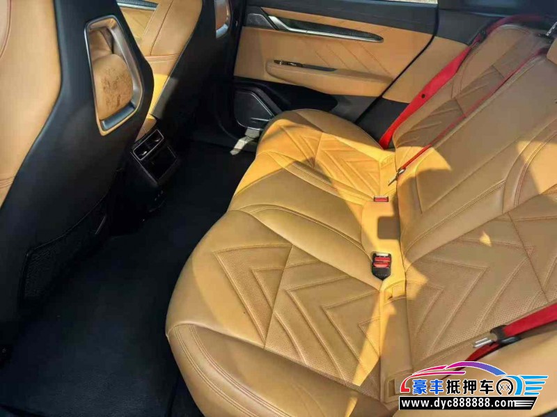 22年极氪001轿车抵押车出售