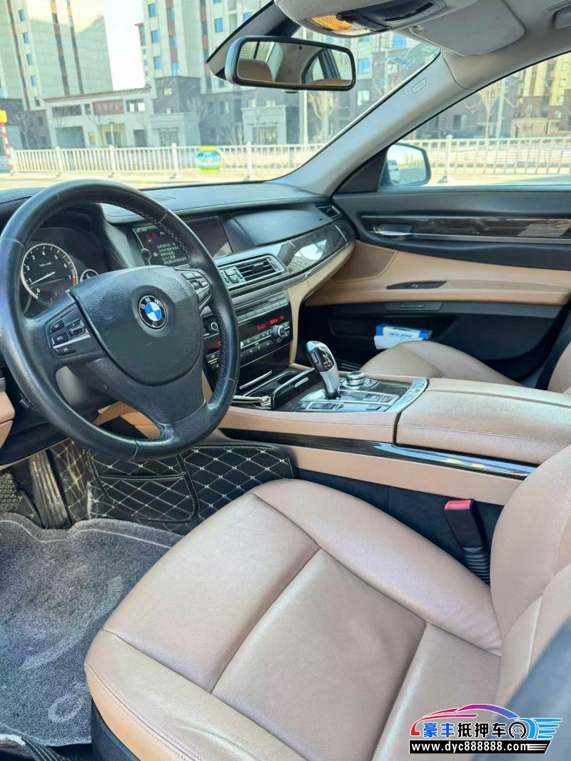 12年宝马7系轿车抵押车出售