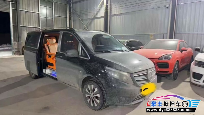 23年奔驰威霆轿车抵押车出售