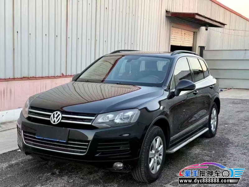 14年大众途锐轿车抵押车出售