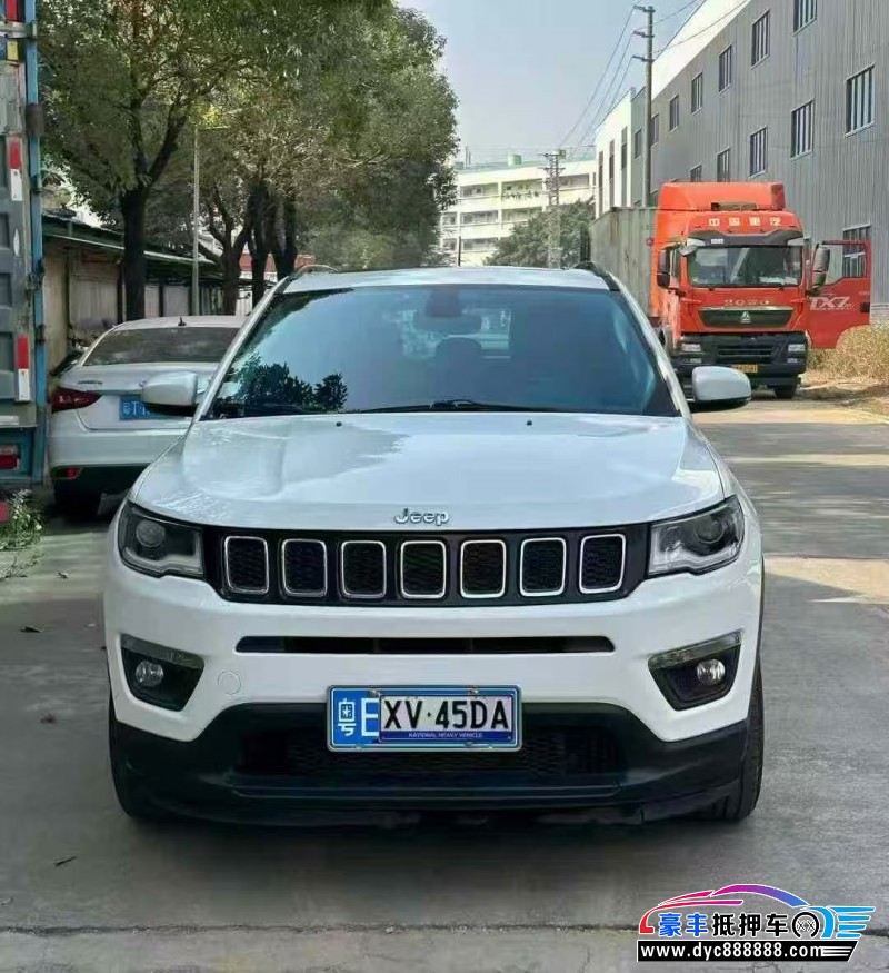 抵押车出售17年Jeep指南者轿车