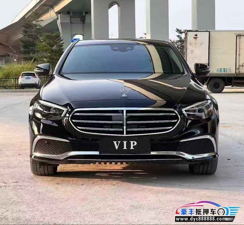 22年奔驰E轿车抵押车出售