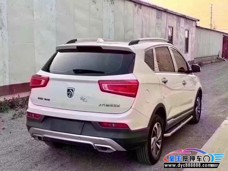 18年宝骏560轿车抵押车出售