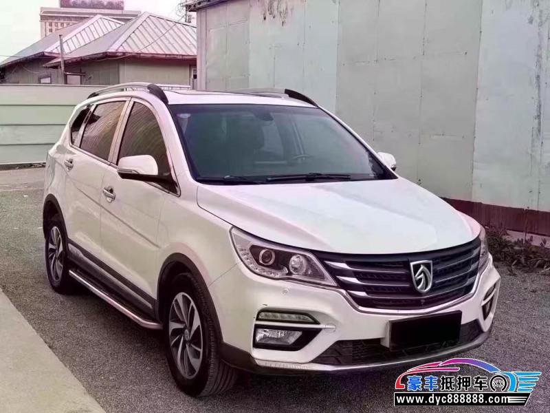 18年宝骏560轿车抵押车出售