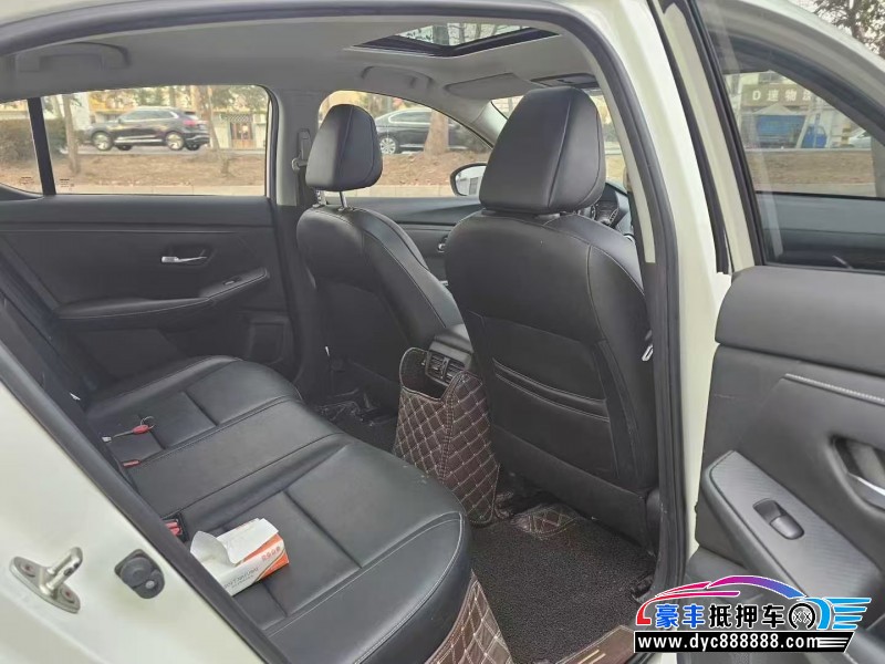 19年日产轩逸轿车抵押车出售