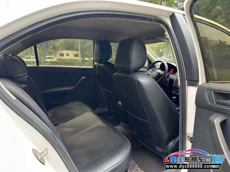 18年大众捷达轿车抵押车出售