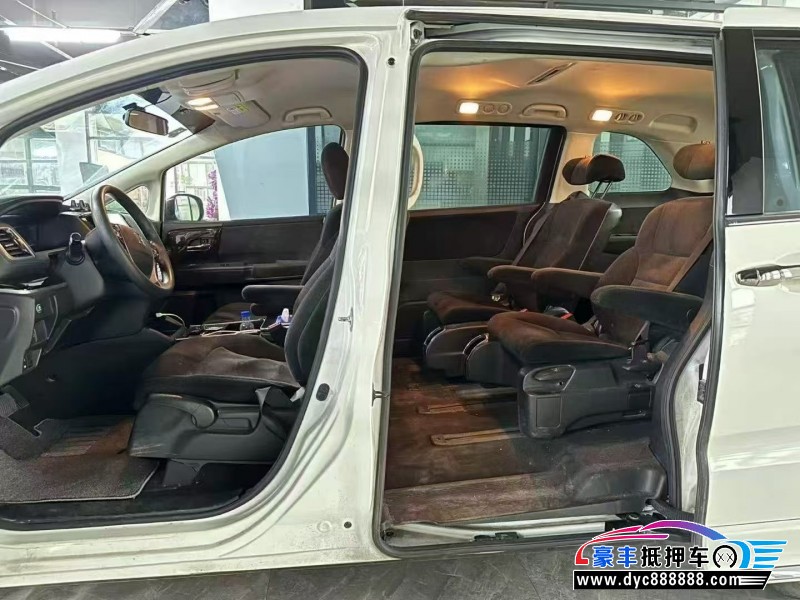 21年本田奥德赛轿车抵押车出售