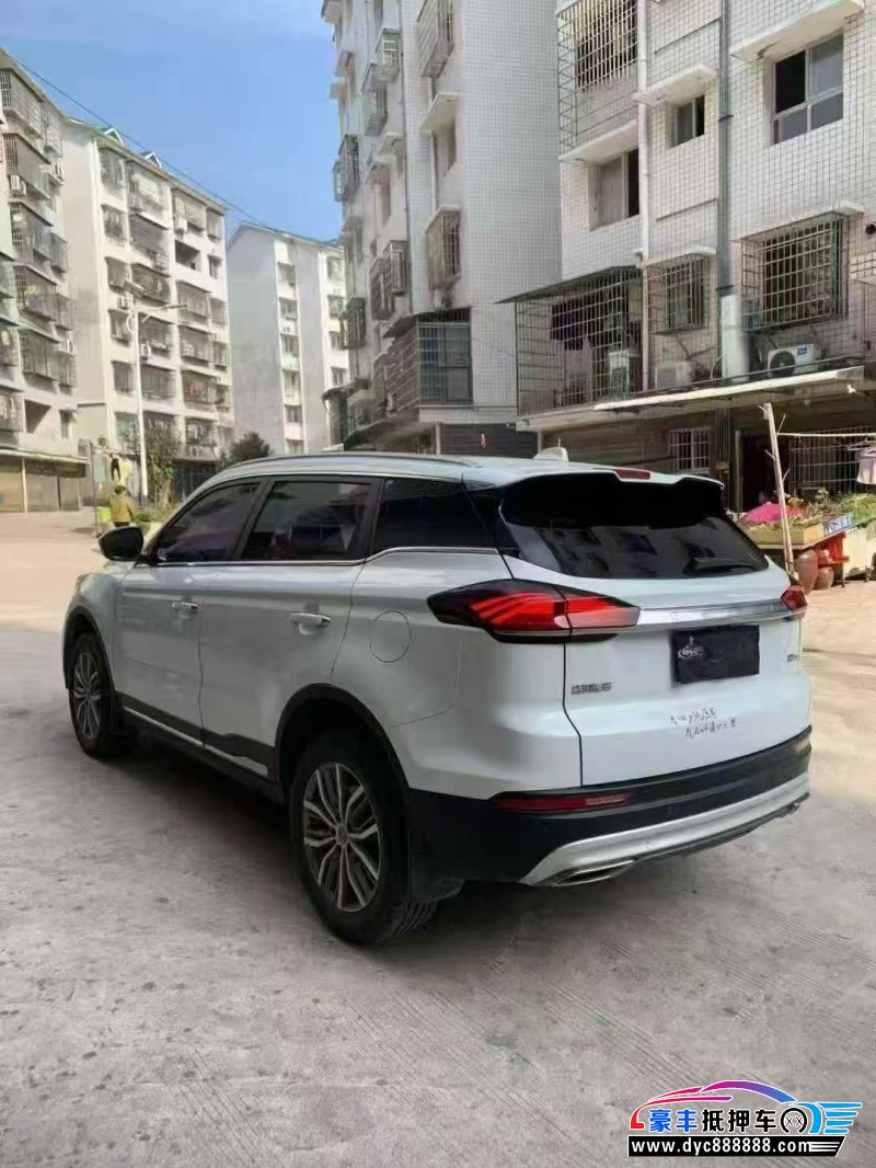 21年吉利博越轿车抵押车出售