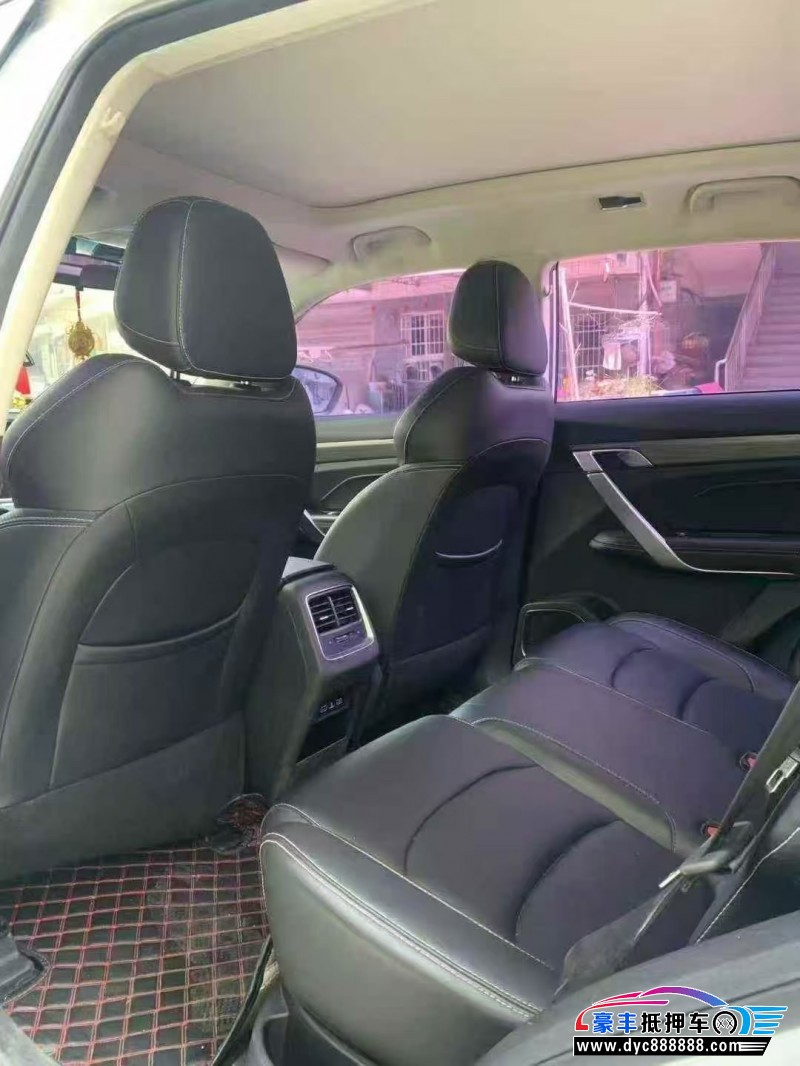 21年吉利博越轿车抵押车出售