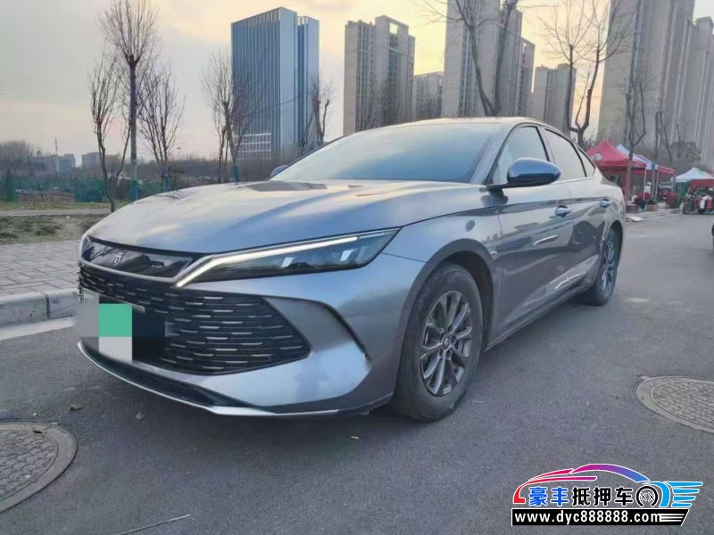 25年比亚迪秦轿车抵押车出售