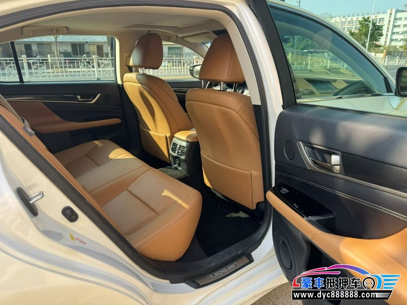 17年雷克萨斯GS轿车抵押车出售