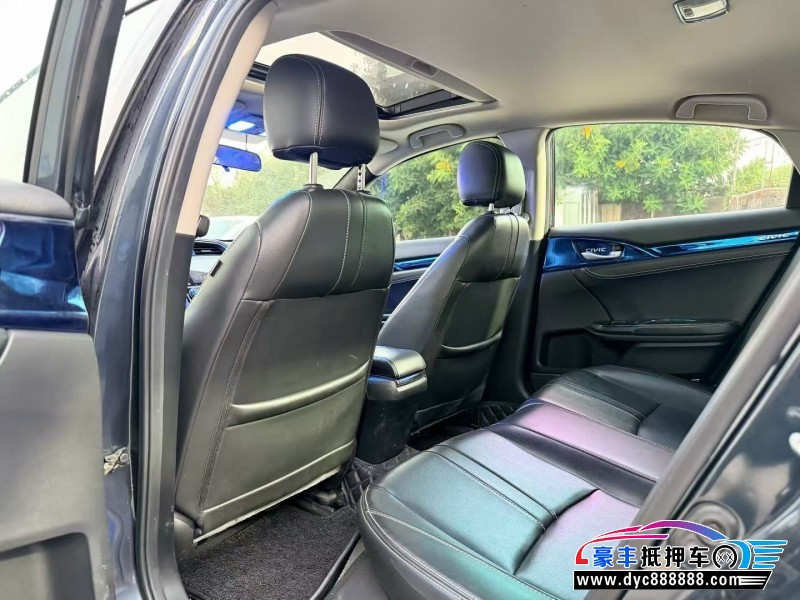 19年本田思域轿车抵押车出售