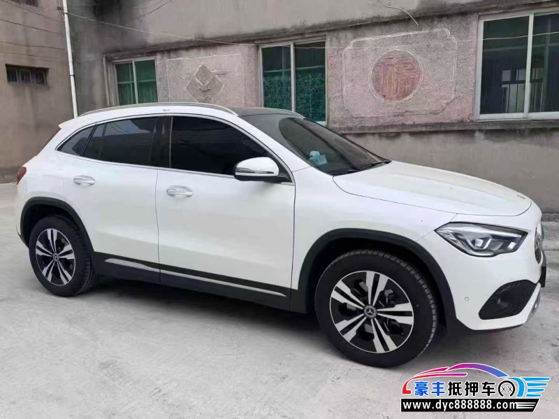 24年奔驰GLA轿车抵押车出售