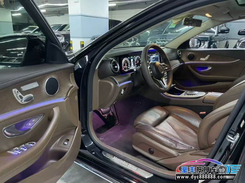 19年奔驰E轿车抵押车出售