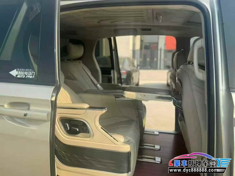 21年别克GL8轿车抵押车出售