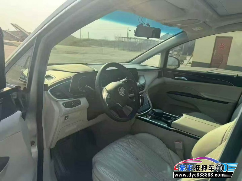 21年别克GL8轿车抵押车出售