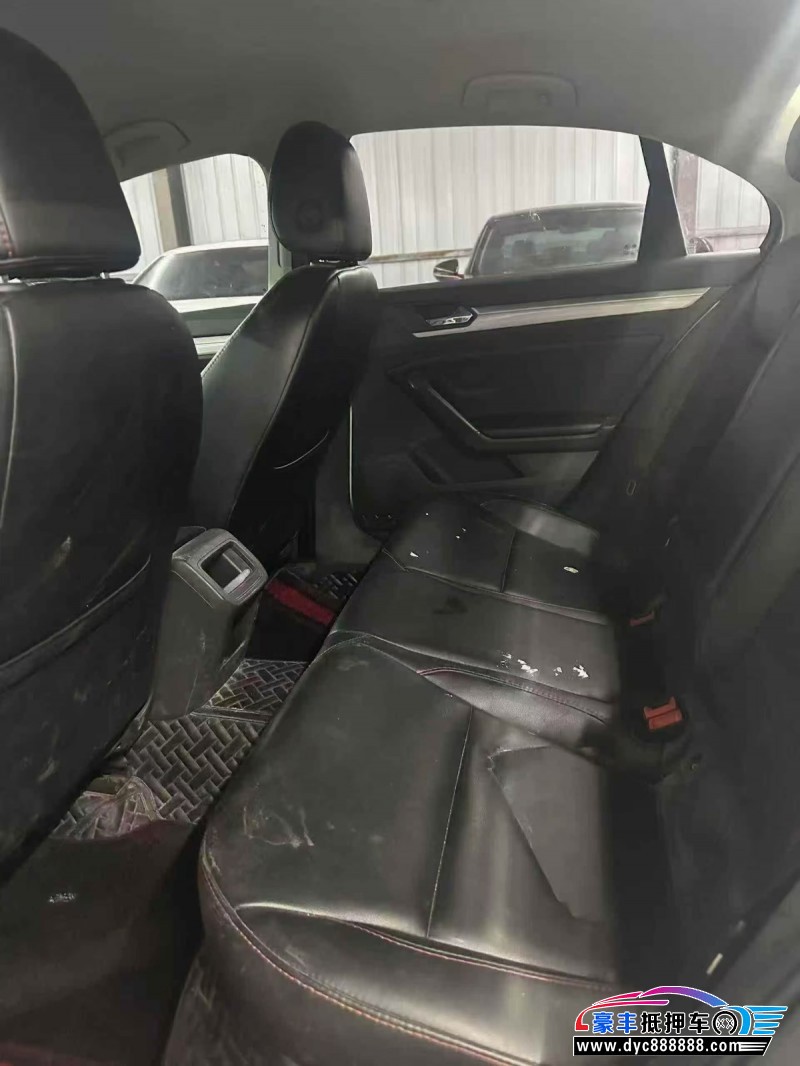 19年大众凌渡轿车抵押车出售