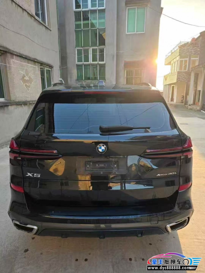 23年宝马X5轿车抵押车出售