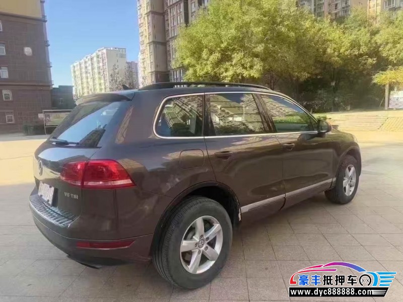 15年大众途锐轿车抵押车出售