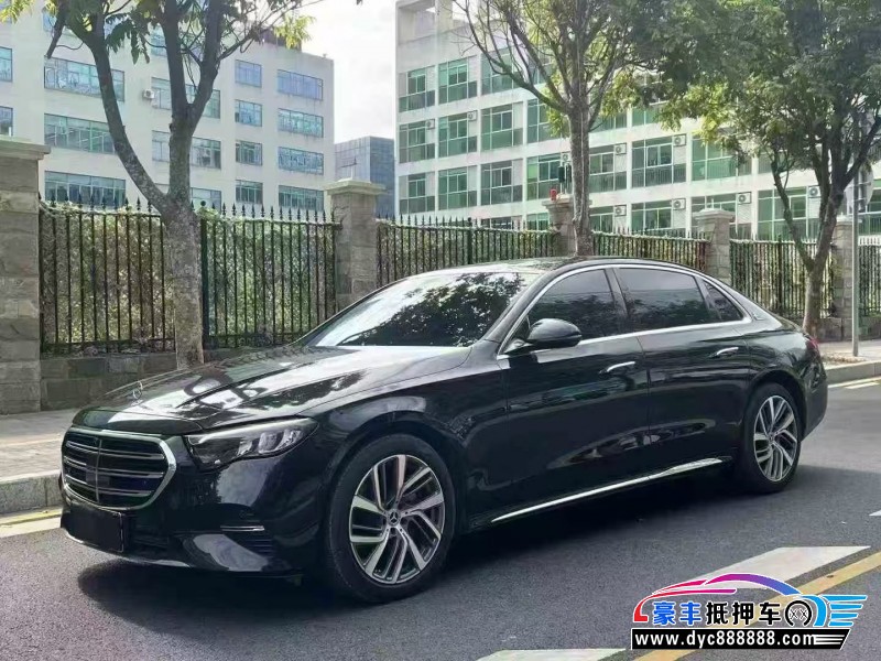 24年奔驰E轿车抵押车出售