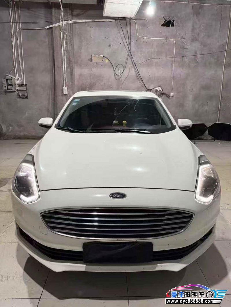 抵押车出售20年福特福睿斯轿车