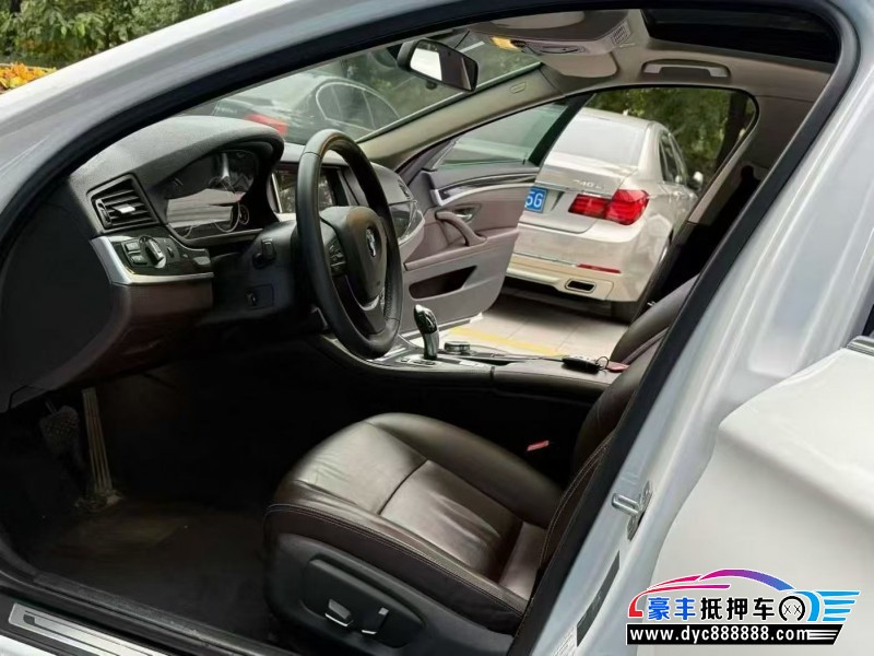 16年宝马5系轿车抵押车出售