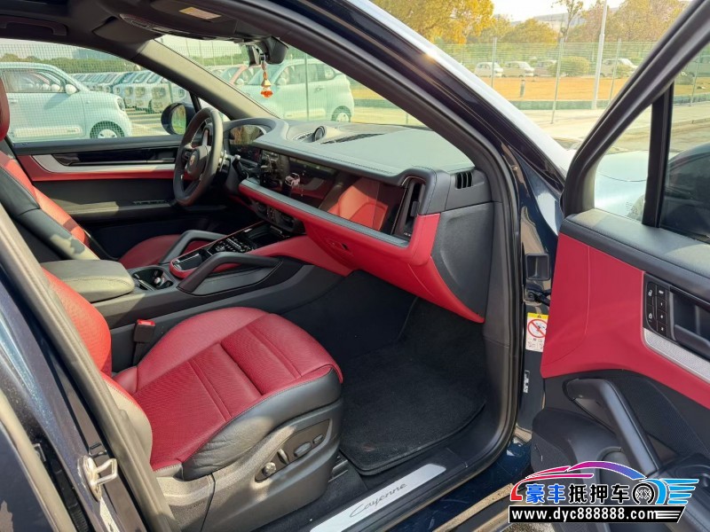 24年保时捷卡宴轿车抵押车出售