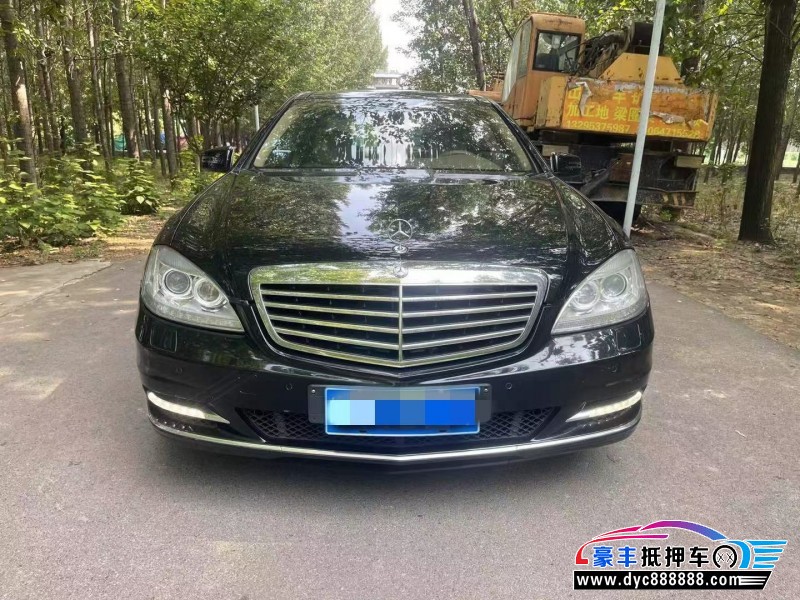 抵押车出售13年奔驰S轿车