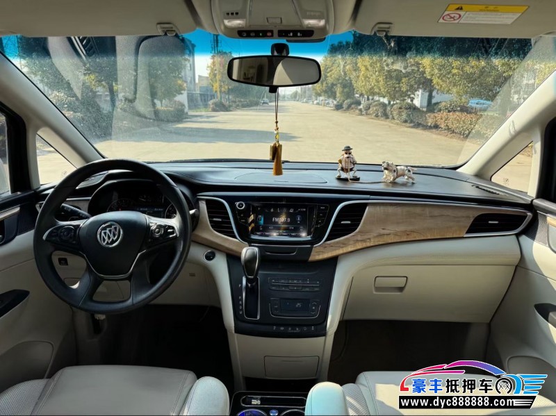 18年别克GL8轿车抵押车出售