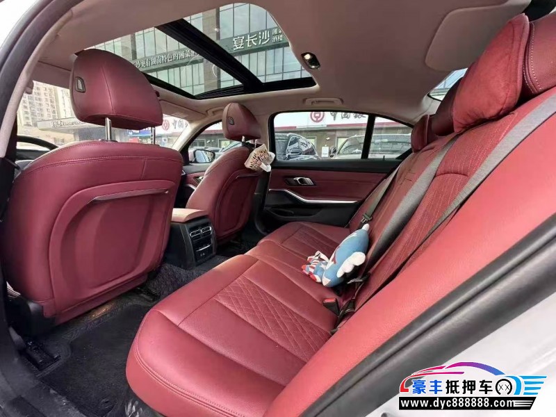 23年宝马3系轿车抵押车出售