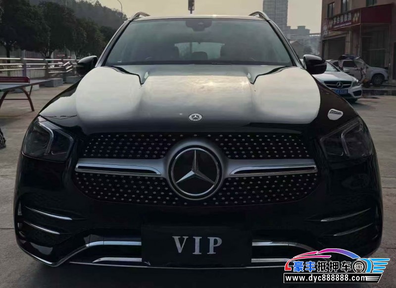 抵押车出售23年奔驰GLE AMG轿车