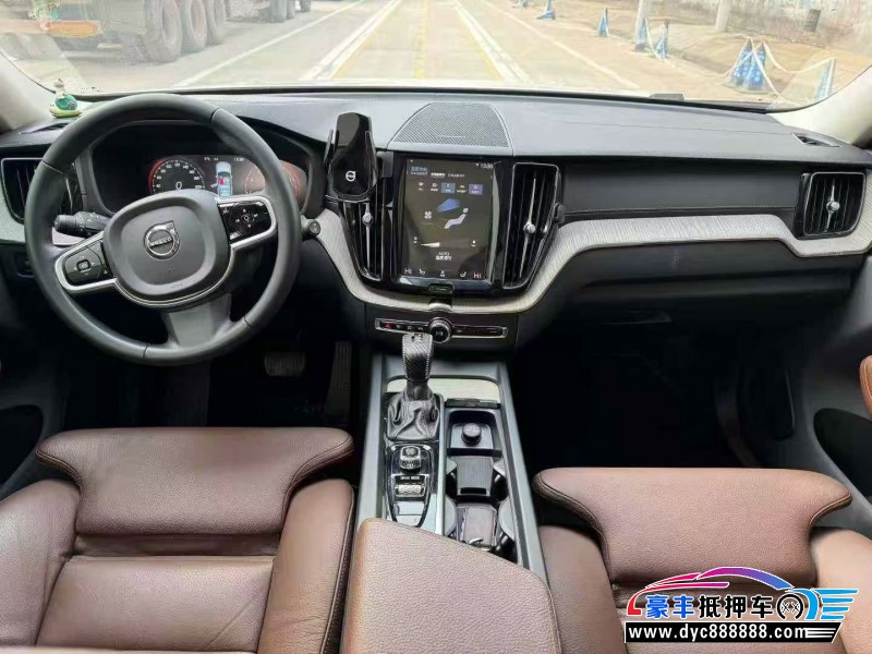 19年沃尔沃XC60轿车抵押车出售