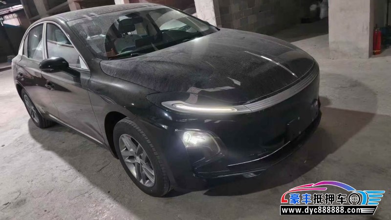 25年红旗EQM5轿车抵押车出售