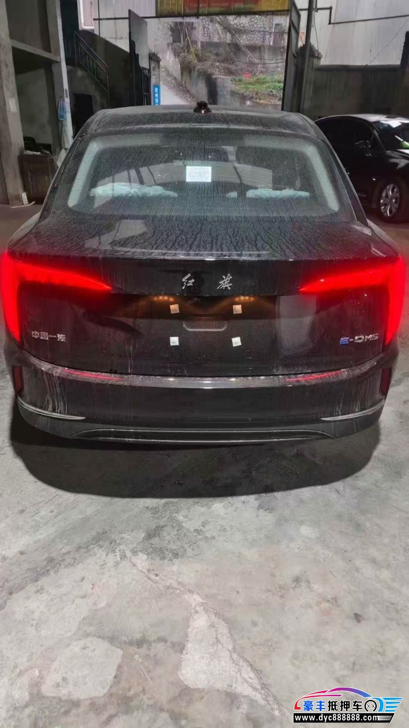 25年红旗EQM5轿车抵押车出售