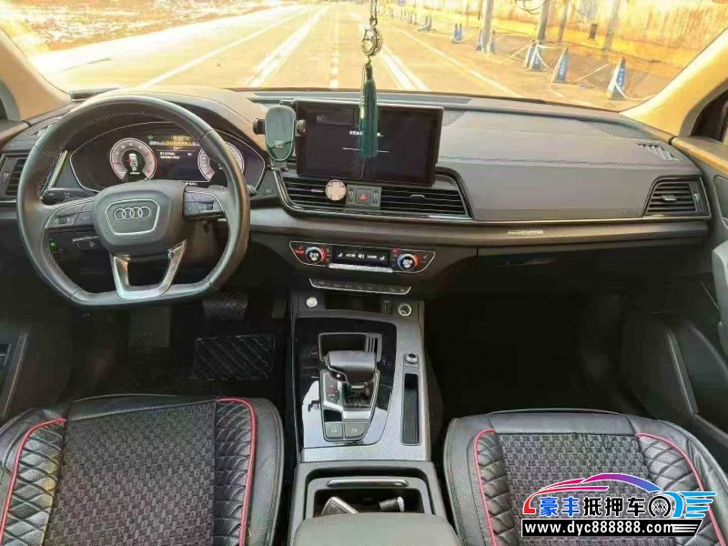 23年奥迪Q5轿车抵押车出售