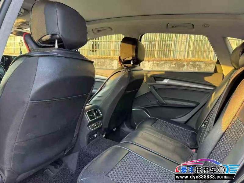 23年奥迪Q5轿车抵押车出售