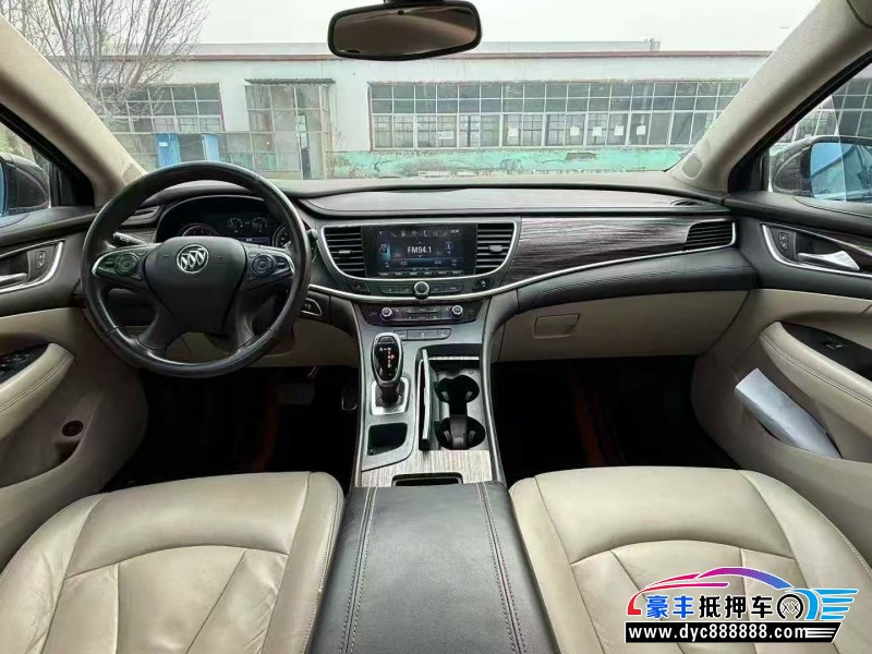 18年别克君越轿车抵押车出售