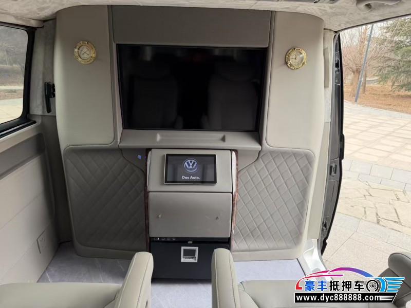 18年大众凯路威轿车抵押车出售