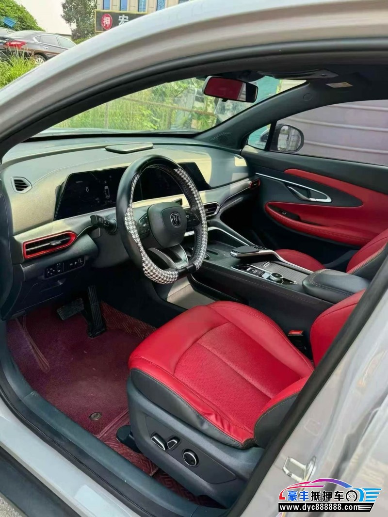 21年长安长安UNI轿车抵押车出售