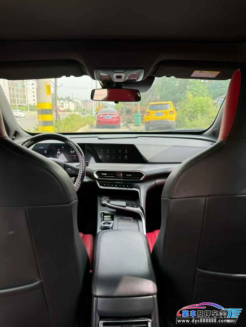 21年长安长安UNI轿车抵押车出售