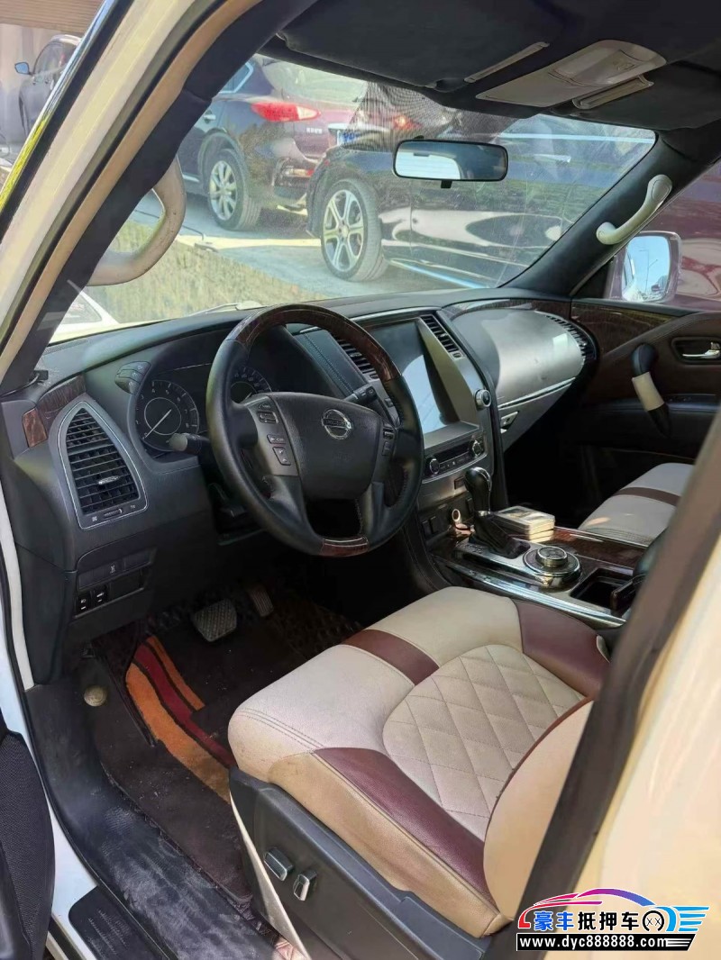 19年日产途乐轿车抵押车出售