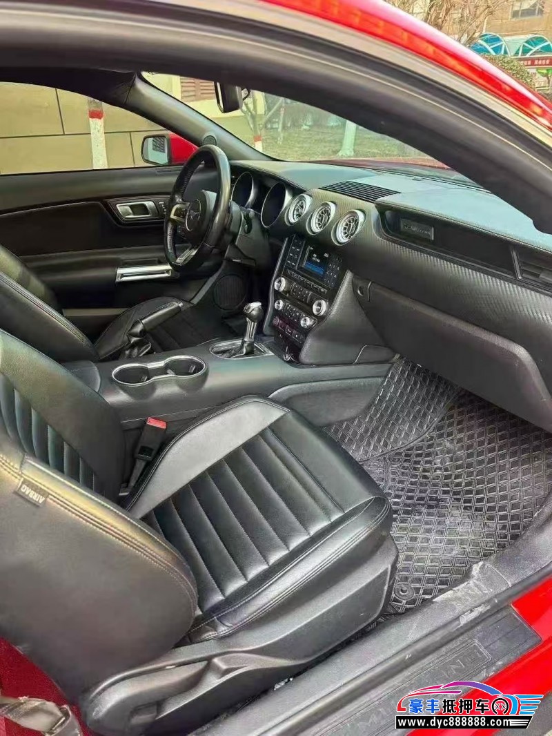 19年福特野马轿车抵押车出售