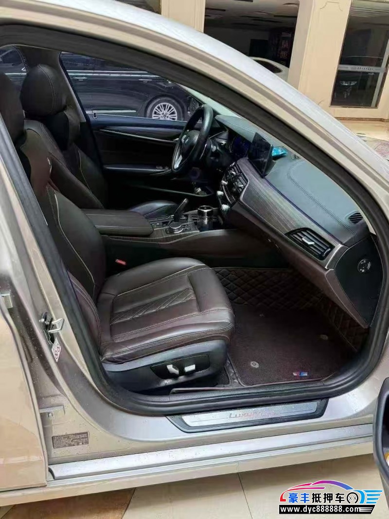 18年宝马5系轿车抵押车出售