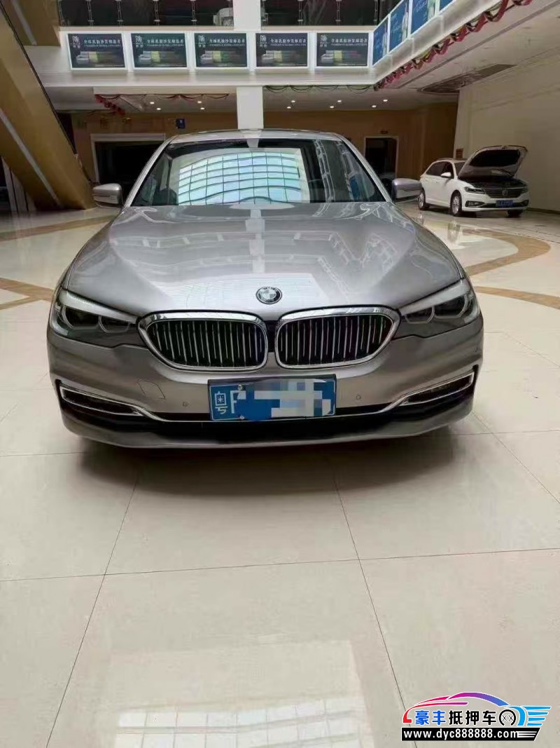 18年宝马5系轿车抵押车出售