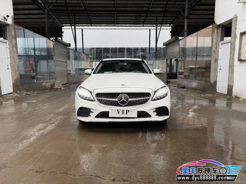 抵押车出售19年奔驰C轿车
