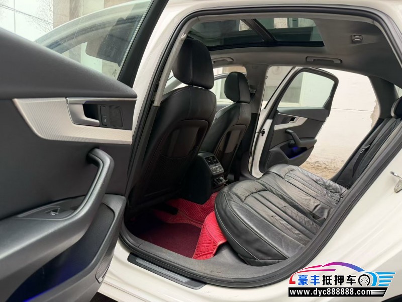 17年奥迪A4L轿车抵押车出售