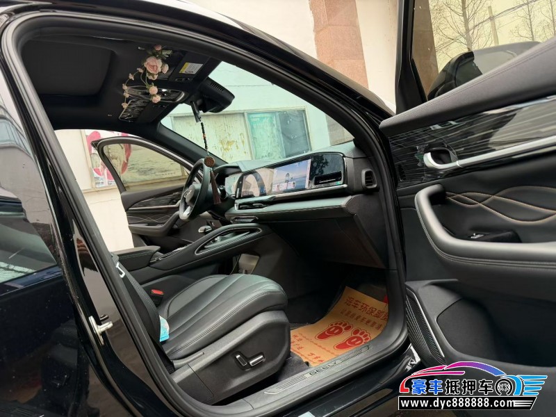 25年吉利吉利星越轿车抵押车出售